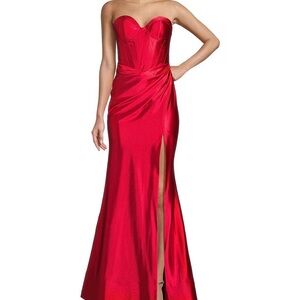 Blondie nites Red Strapless Evening Gown